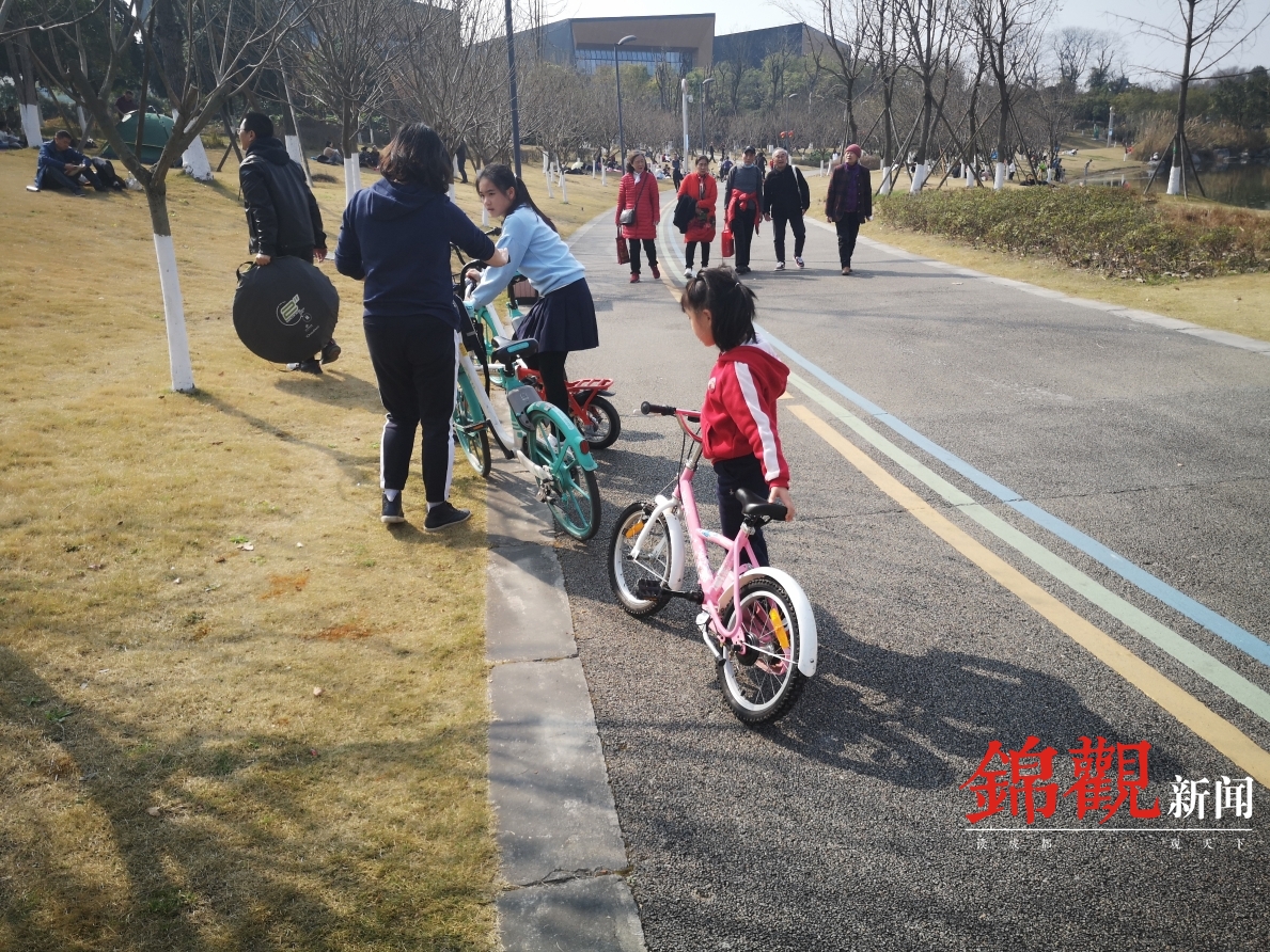 春节大假运动不停成都77家体育场馆吸引40余万人次进场