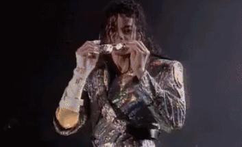 迈克尔杰克逊你并不孤独歌词,你并不孤独迈克尔杰克逊