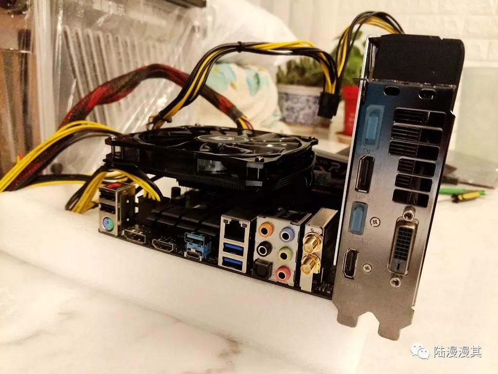 孤勇者mini机箱itx装机,240水冷itx机箱装机全过程