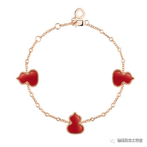 72岁女虎本命年戴什么首饰最好,本命年戴什么珠宝手链