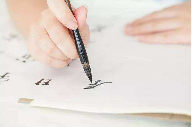 描写闲适恬淡生活的古诗句,表现悠闲生活的诗词整首