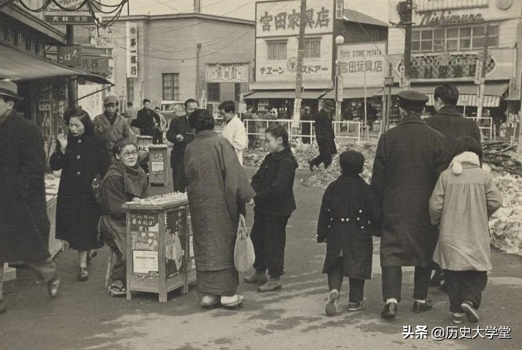德国和日本谁先投降,德国和日本投降的区别