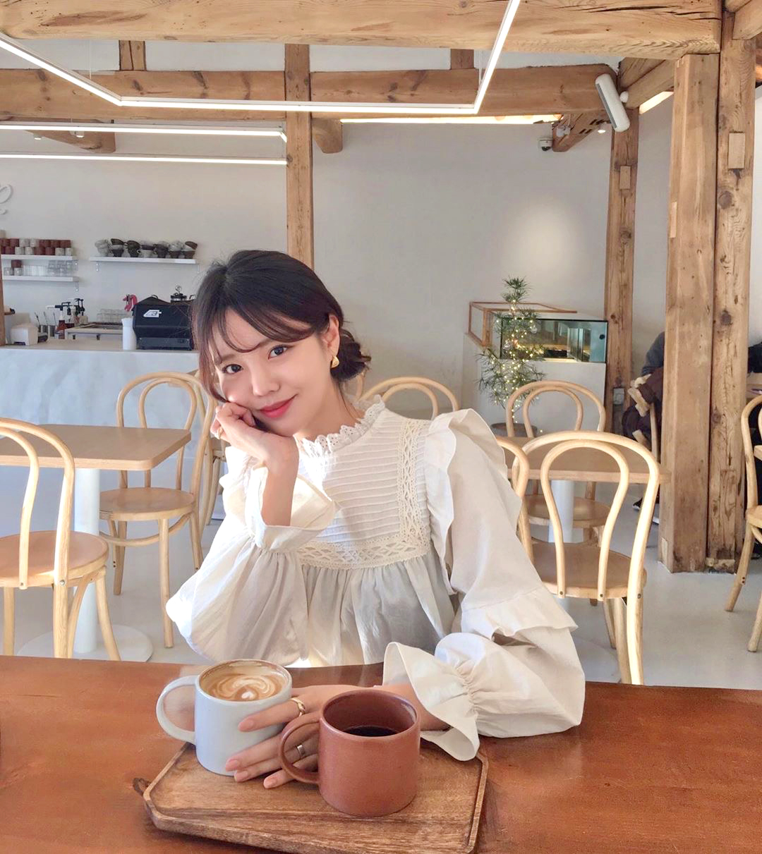 简约气质优雅韩系穿搭博主,质感高级韩系的穿搭