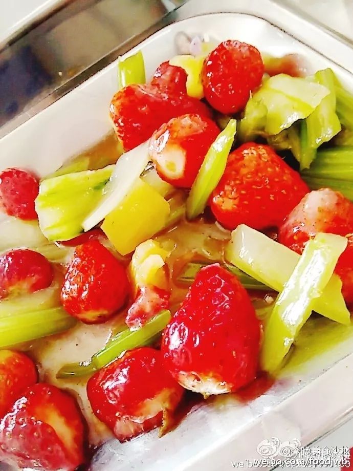 大学食堂最火烤鸭饭,天津学校烤鸭