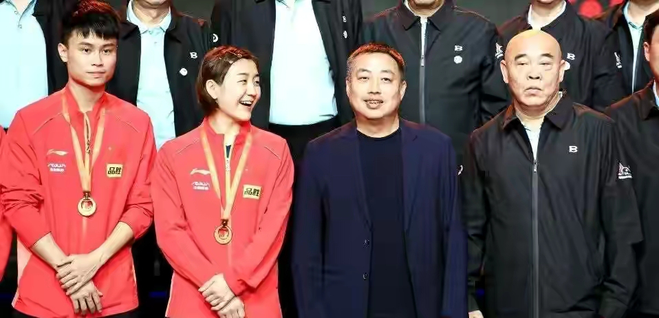 李隼谈樊振东陈梦亚运,刘国梁赛前教陈梦孙颖莎