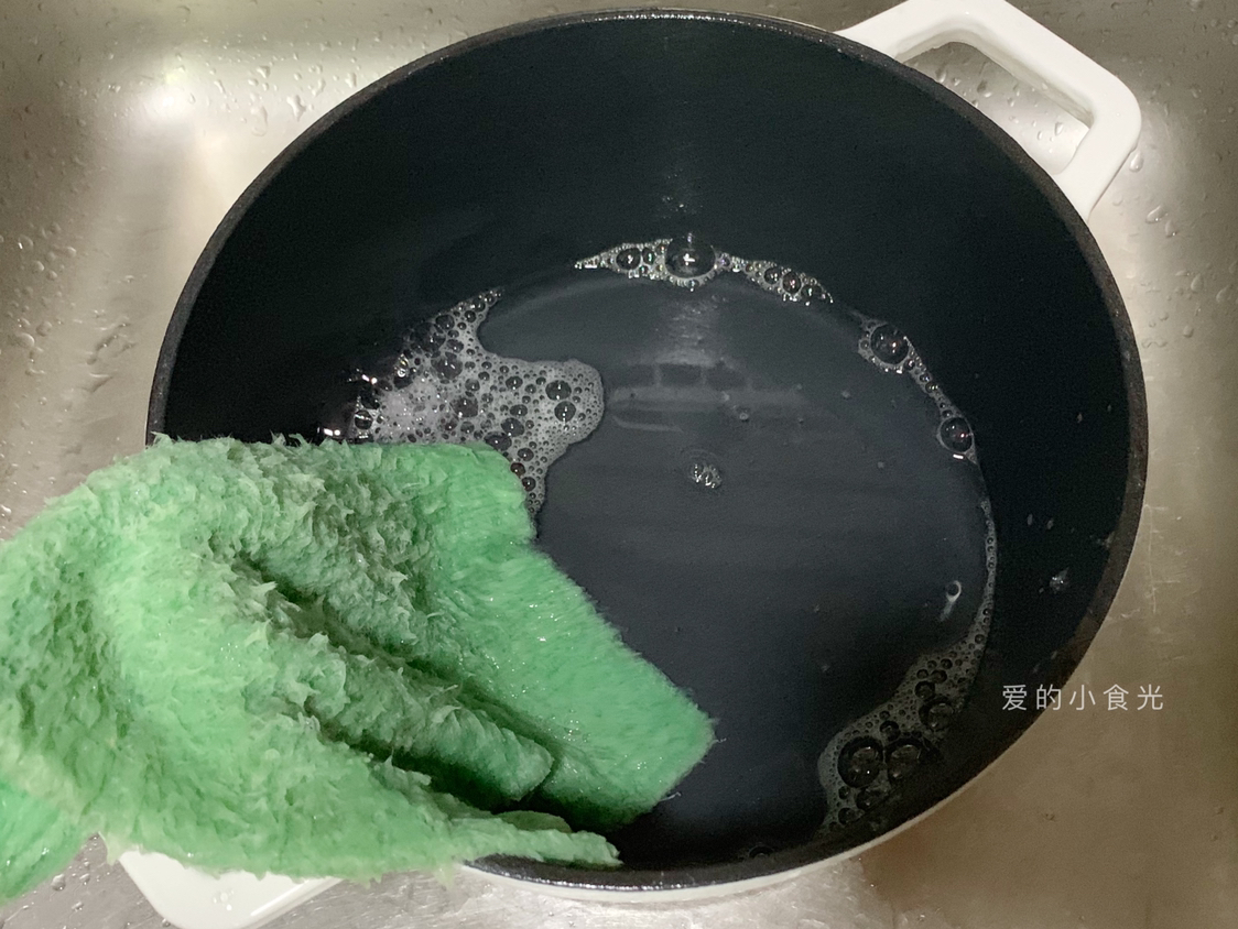 铁锅煎锅开锅的正确方法,不粘锅的正确开锅方法煎鱼