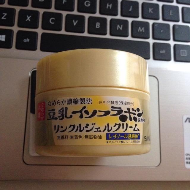 超好用的面霜保湿美白,推荐一款超保湿的面霜