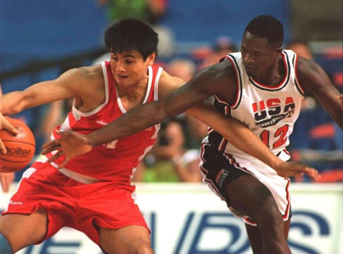 中国男篮有史以来到底谁最厉害,中国男篮史上最巅峰的一战