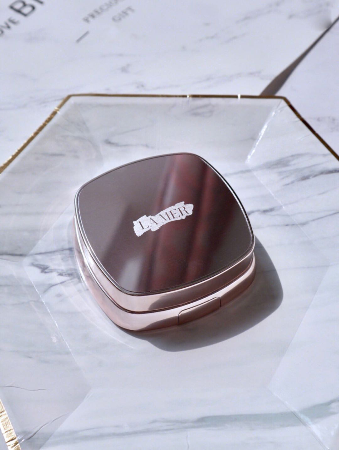 迪奥气垫和香奈儿气垫哪个最好用,迪奥香奈儿阿玛尼粉底液哪个好