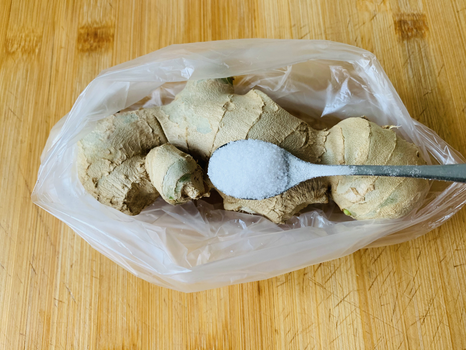 新鲜生姜可以直接晒干保存吗,怎样保存生姜还能天天吃到新鲜姜