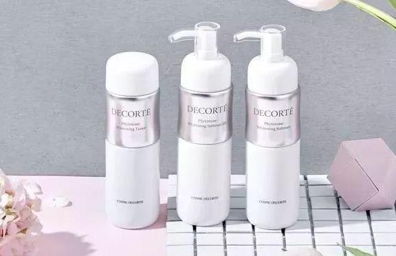 护肤不油腻推荐什么水乳,基础补水不带美白修复功效的水乳