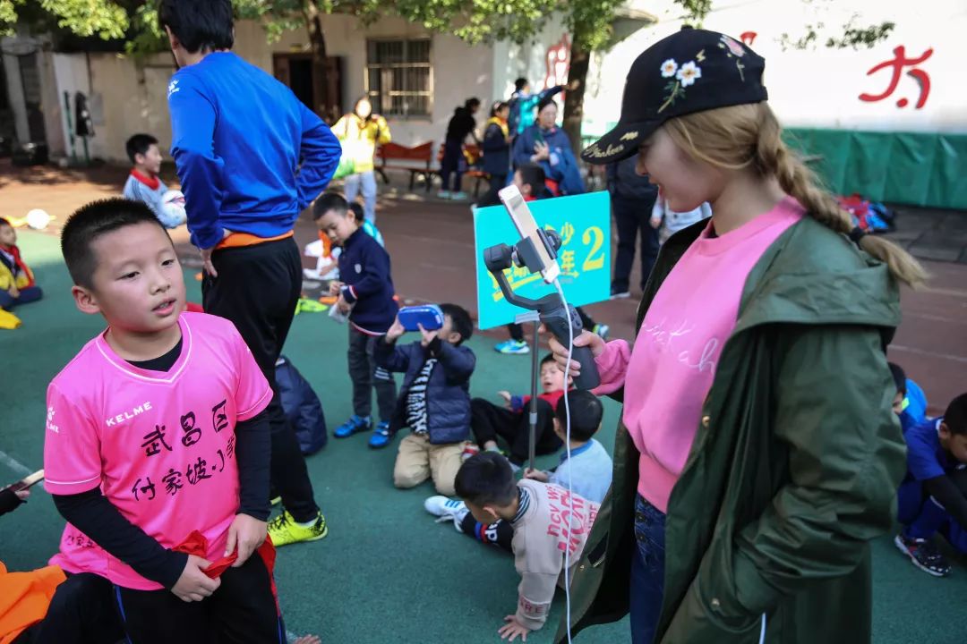 足球文化进校园,体育文化进校园