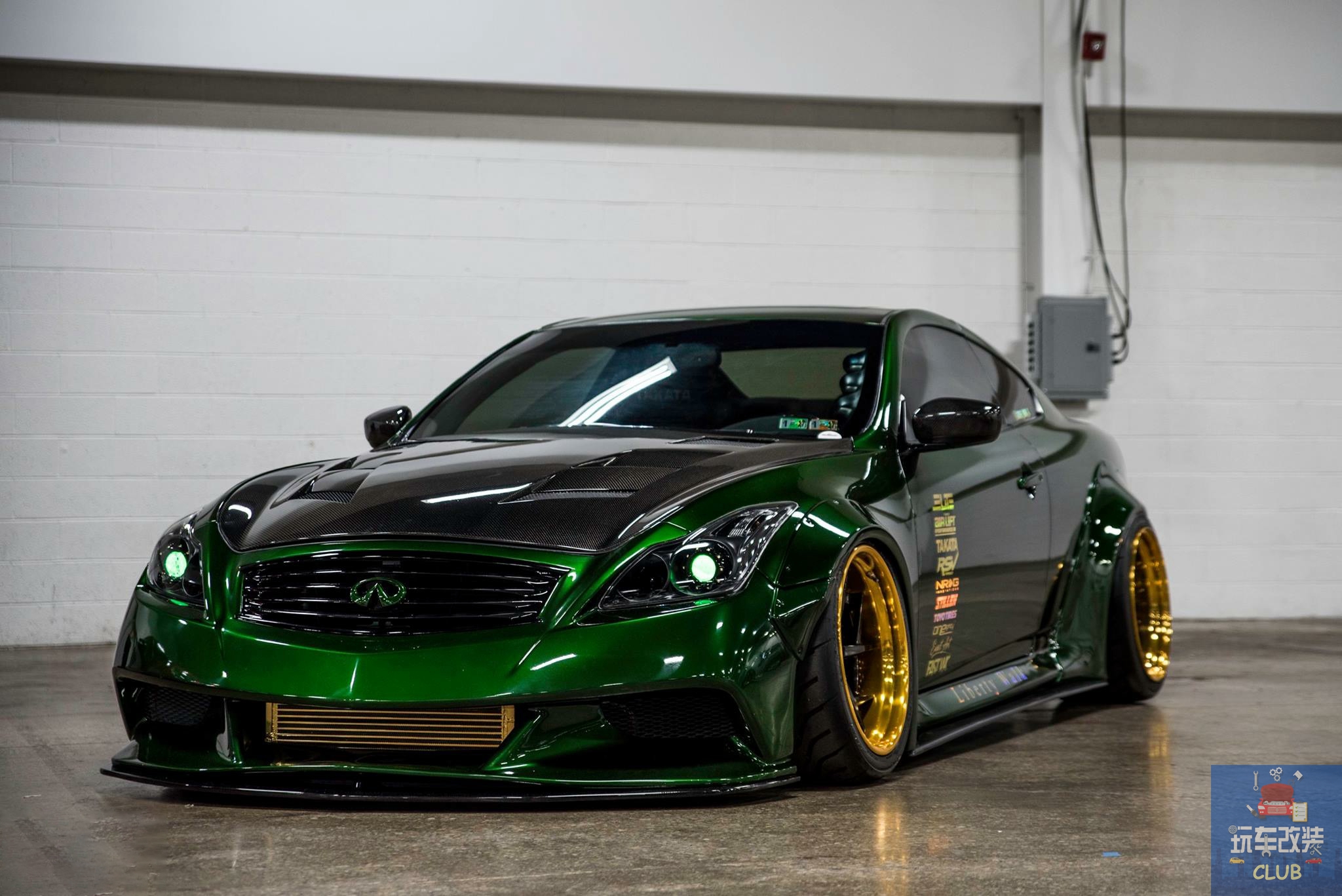 极速巅峰英菲尼迪g37,20万公里的英菲尼迪g37