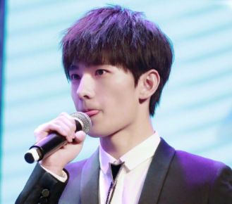 脸型胖胖的男生剪什么发型,上宽下窄的脸型的发型男生