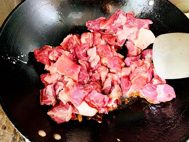 牛腩米粉的做法,牛腩米粉最正宗的做法