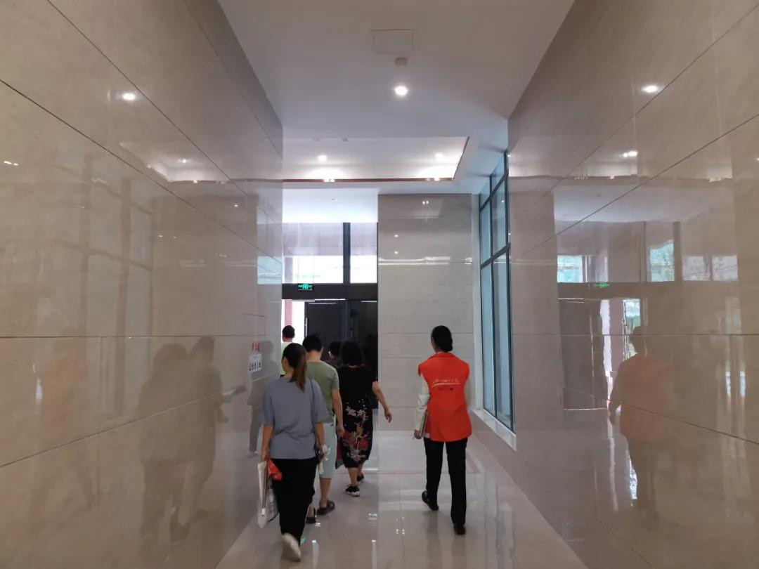 都江堰近10年房价变化,都江堰最大在售带花园的房子