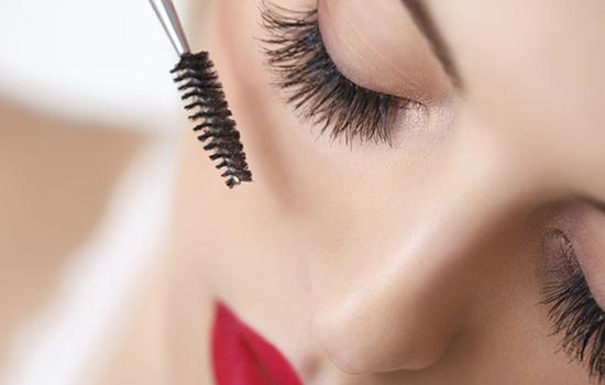 嫁接睫毛的清洁步骤,嫁接睫毛的方法与技巧