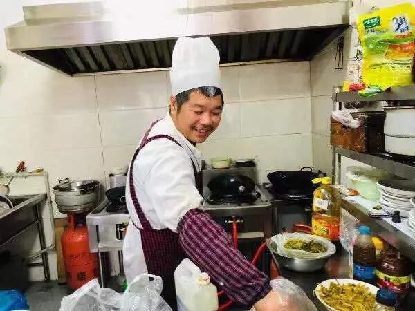 宁波哪里有吃正宗牛肉面的地方,宁波顶流商圈