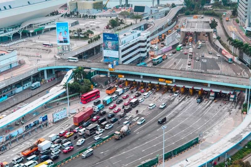 今天香港的这六组数据,令人不甚唏嘘