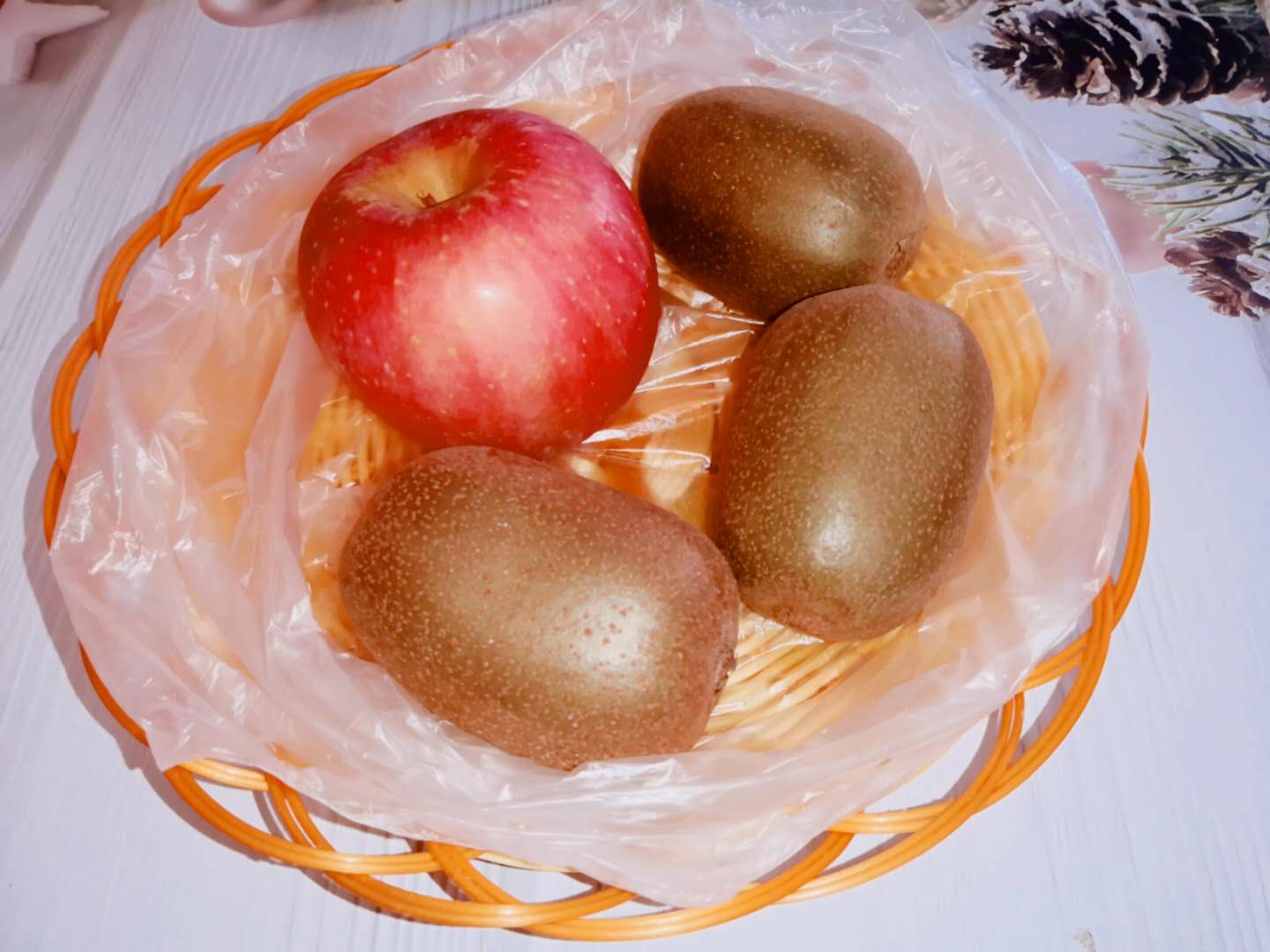 猕猴桃太硬怎么吃才好吃,猕猴桃太硬了怎么催熟呀