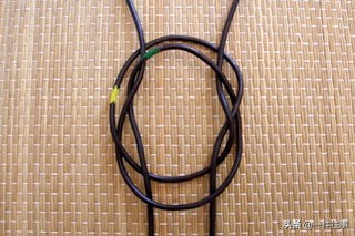 玻璃瓶怎么打结最牢固,带把手的提水桶