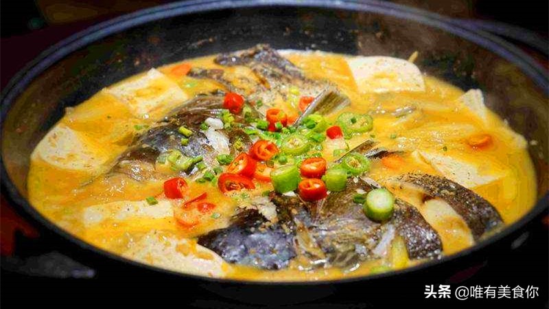 网红勾魂鱼头做法教程,湖南省勾魂鱼头的酱料配方