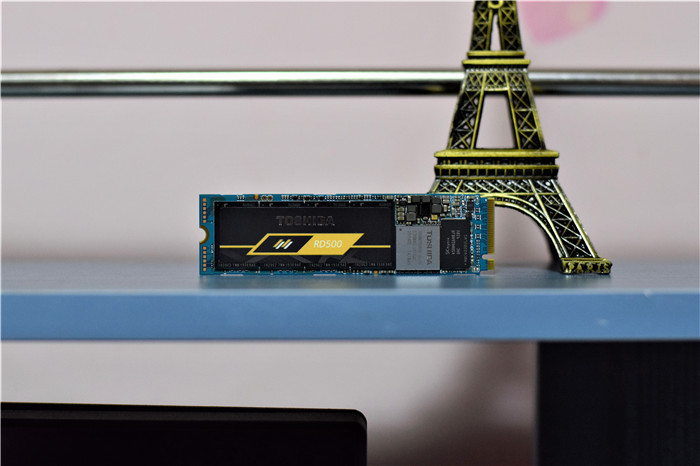 i79700kf配什么显示器,i79700k配置用什么显示器