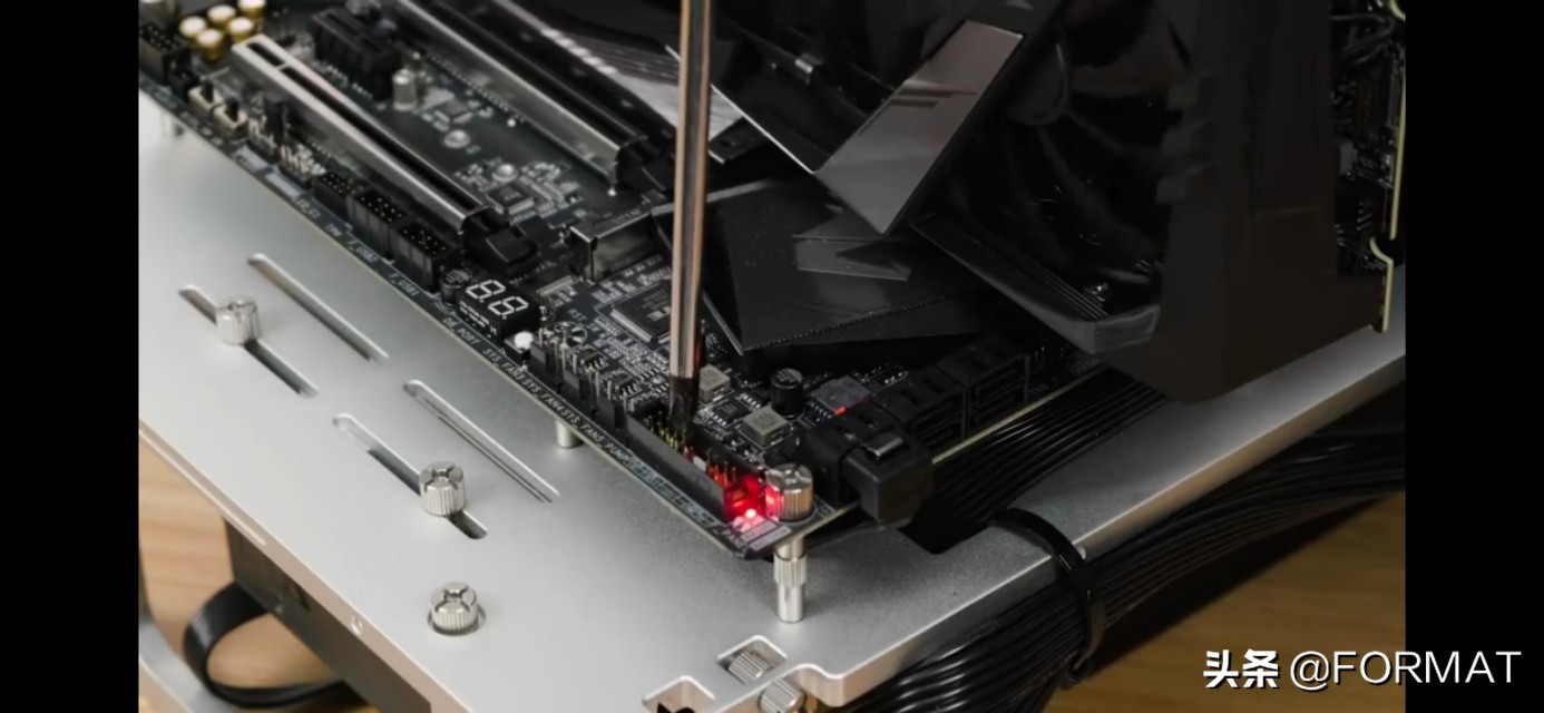 电脑蓝屏开机黑屏怎么解决,电脑蓝屏无法开机一直黑屏