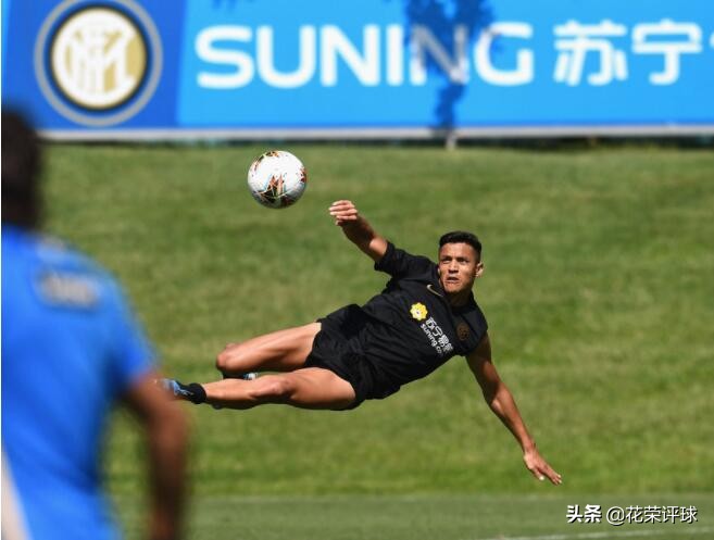 租借交易盛行，世界足坛开始脱离泡沫经济，转向理性时代？