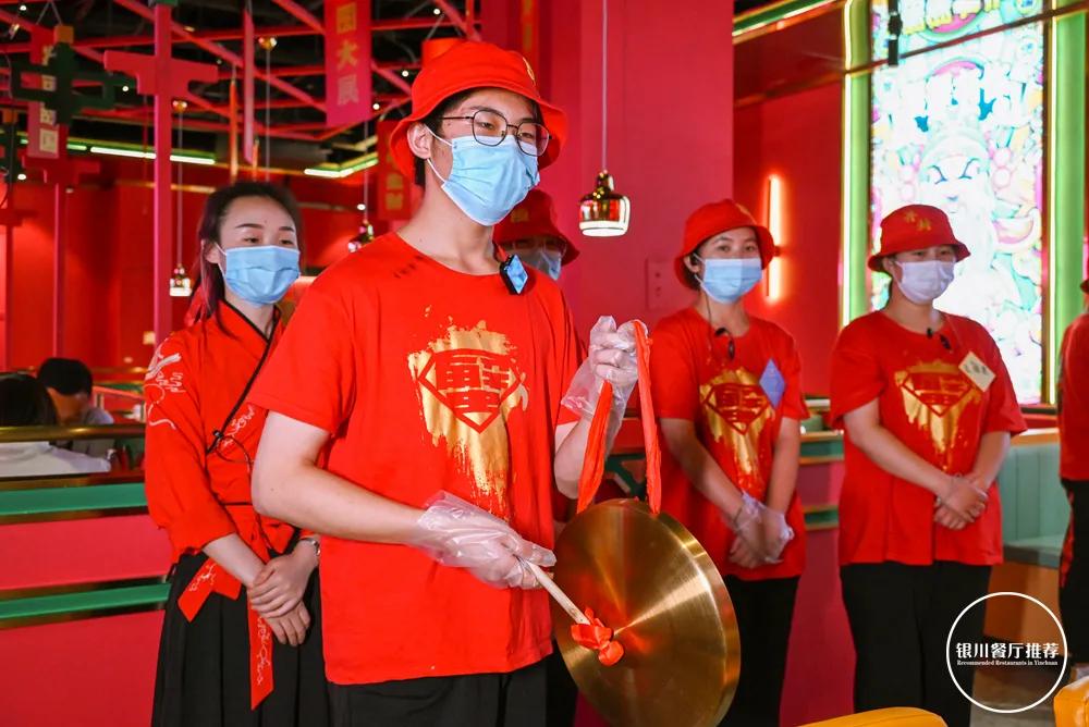 银川西夏肉蟹煲,银川商城肉蟹煲