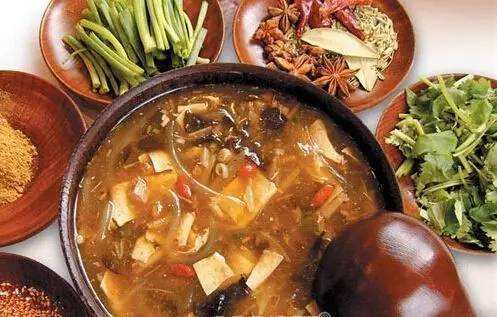 胡辣汤是怎么做的,胡辣汤为什么黏糊糊