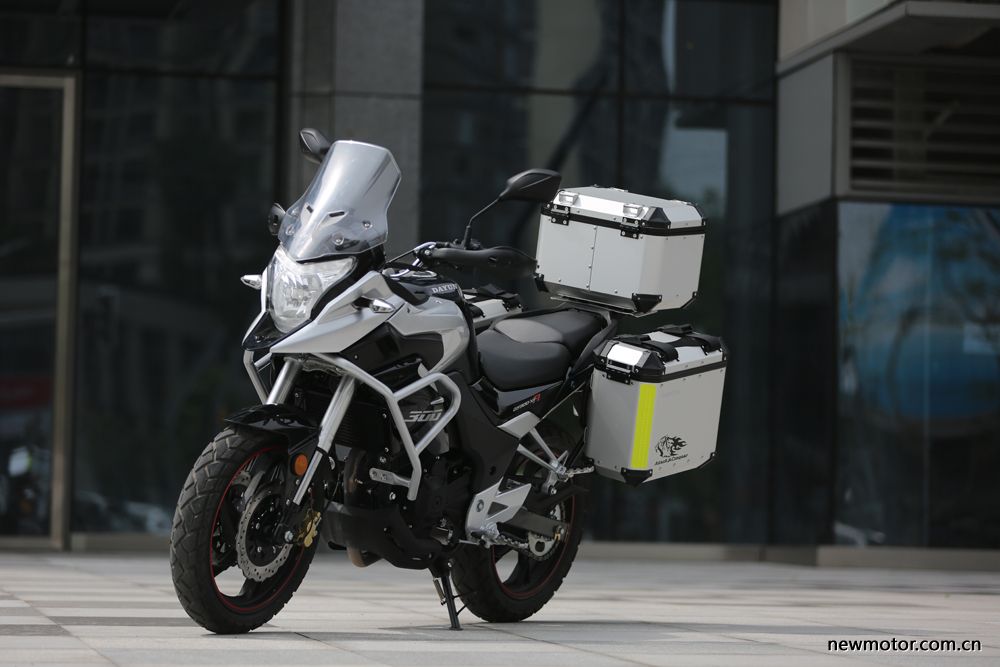 大运300拉力车发动机是不是本田的,大运300拉力车直播