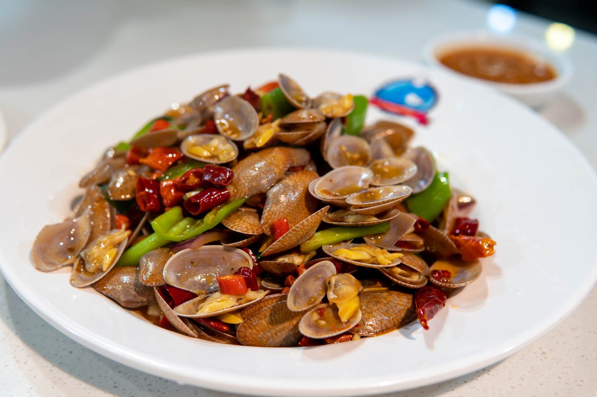 三亚奥特莱斯海鲜,三亚奥特莱斯里面有什么东西