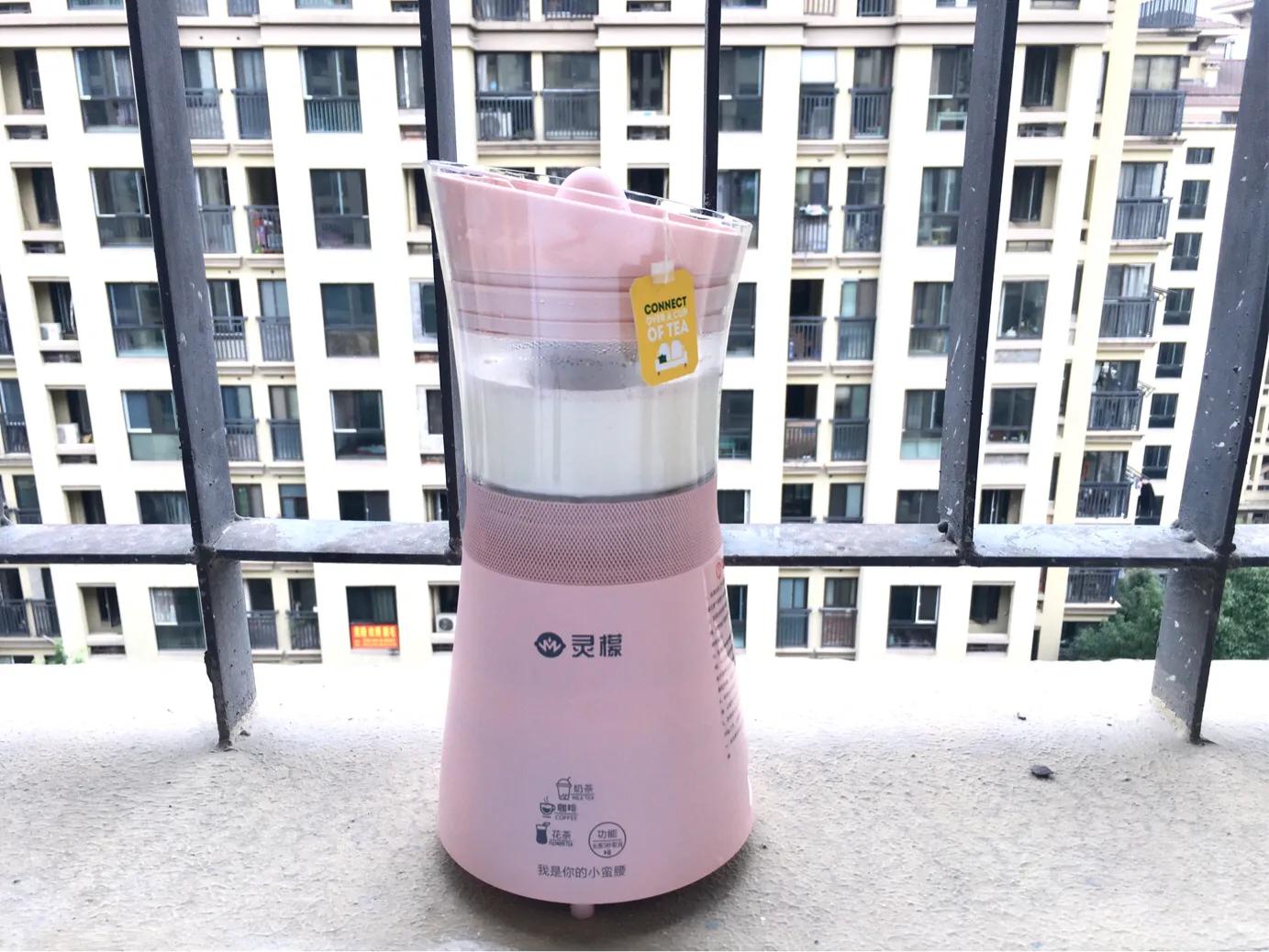 奶茶加什么添加剂变得更顺滑,奶茶里的香精怎么制作