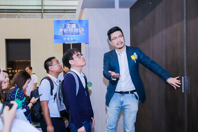 14位主编挑刺传说中重新定义整装的大宅，这是观后感