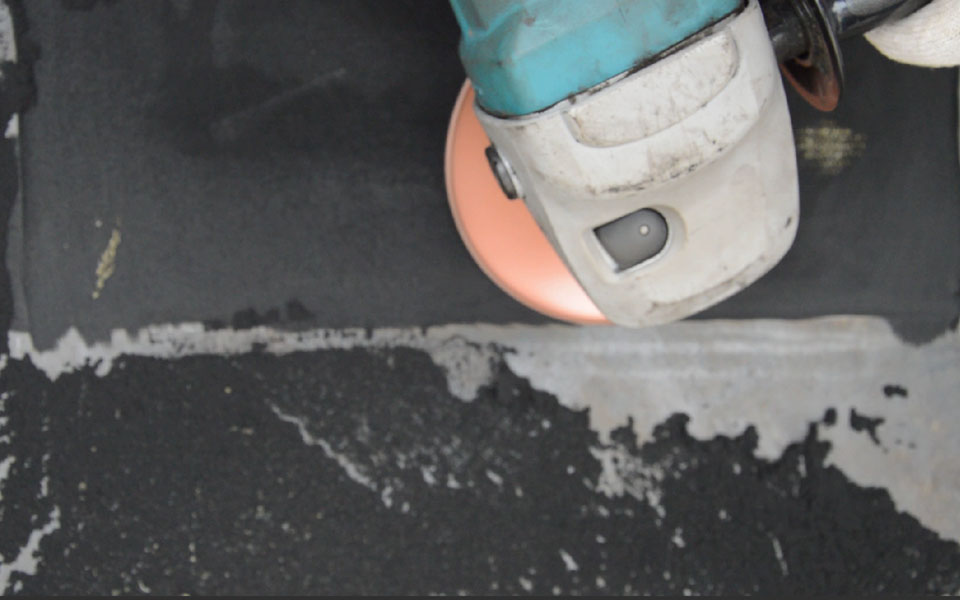 皮带裂开用什么粘最好,皮带中间裂开了怎么修复