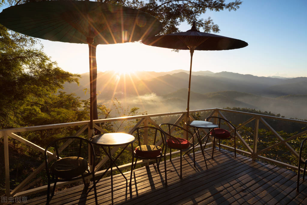 云南一家可以看到雪山的咖啡店,云南伴山咖啡馆