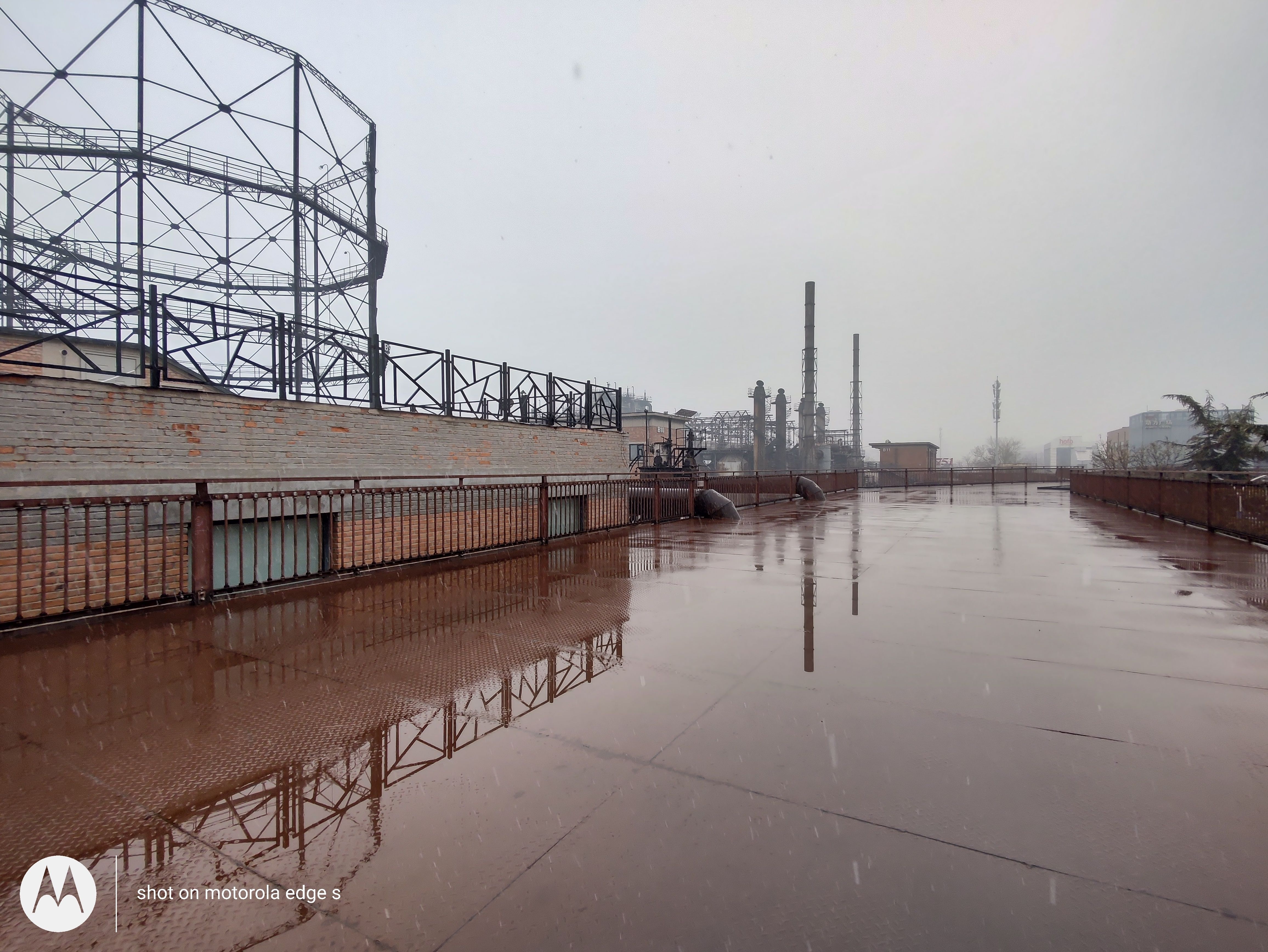 motorolaedges体验首发骁龙870,motorolaedges30值得买吗