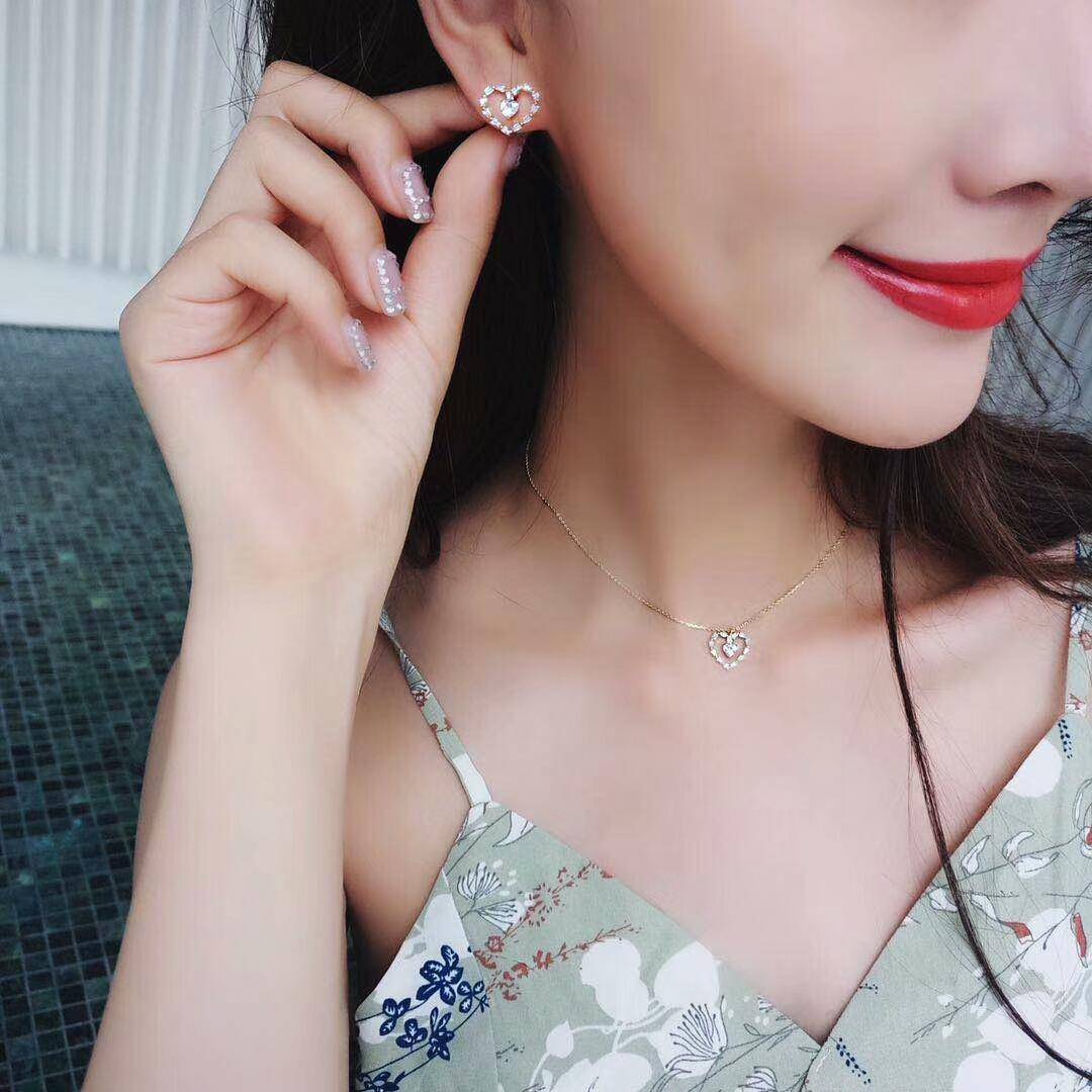 伊美婷卫生巾和爱生活卫生巾区别,纯棉卫生巾和液体卫生巾哪个更好