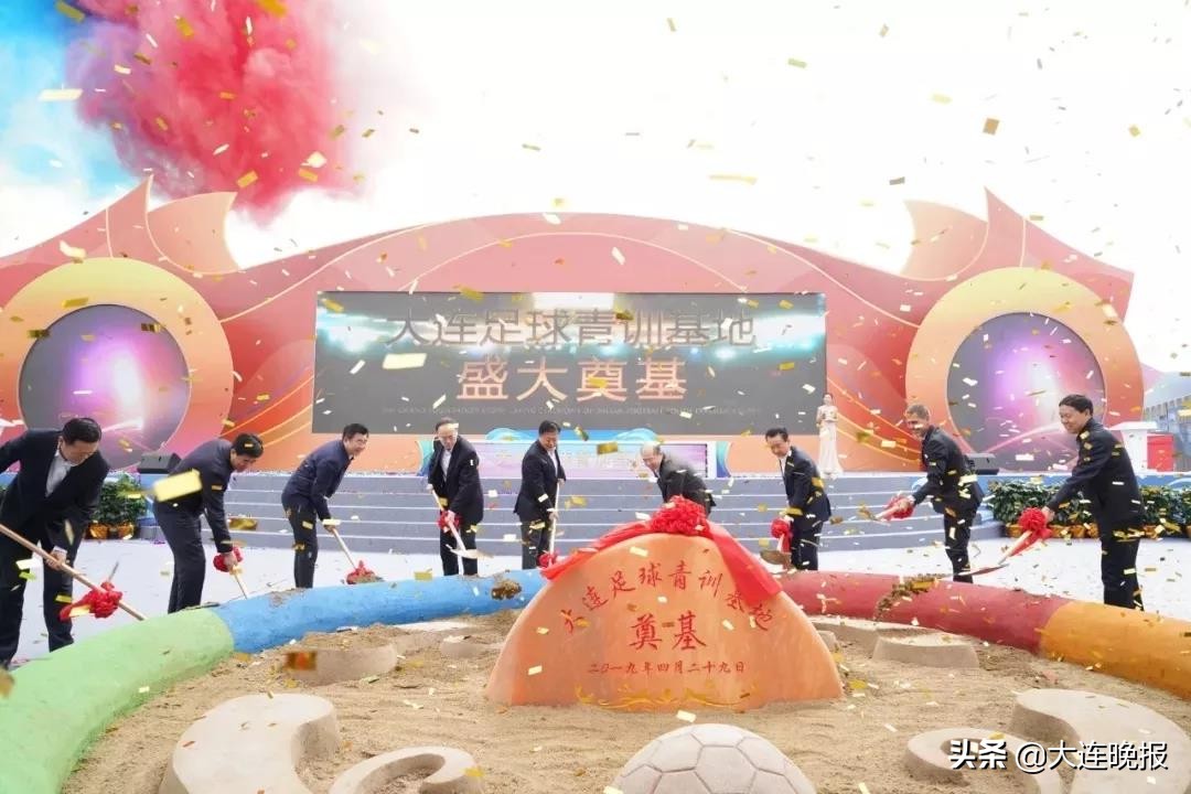 每年5000万！万达选中这10所小学！