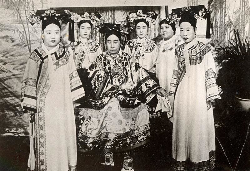 鎱堢Η澶悗绗竴娆＄湅鐢电伅,鎱堢Η绗竴娆＄偣鐢电伅