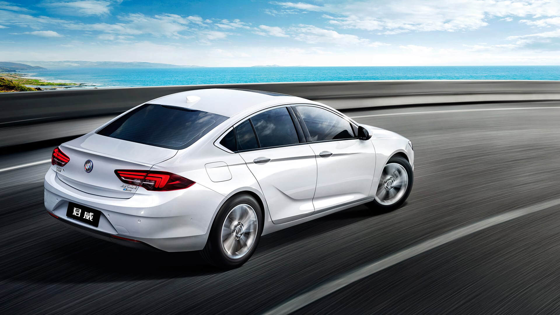 新款君威2.0t适合暴力驾驶么,新款2.0君威车主真实感受吐槽