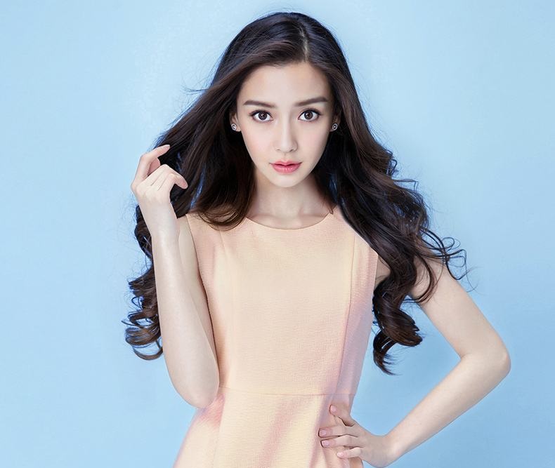 造型烫和大波浪哪个更适合18岁,大波浪适合什么年龄烫