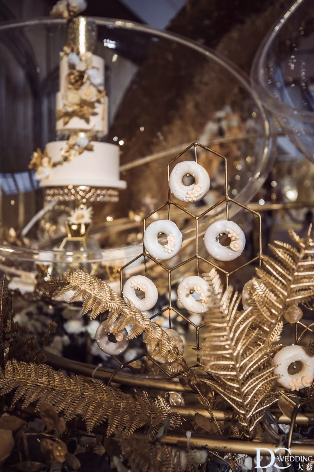香槟金宫廷婚礼布置现场,香槟色中式婚礼震撼现场