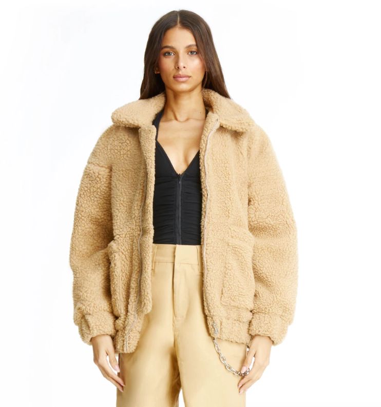 这周女艺人们传来啥潮流尖儿货刘雯我锁了