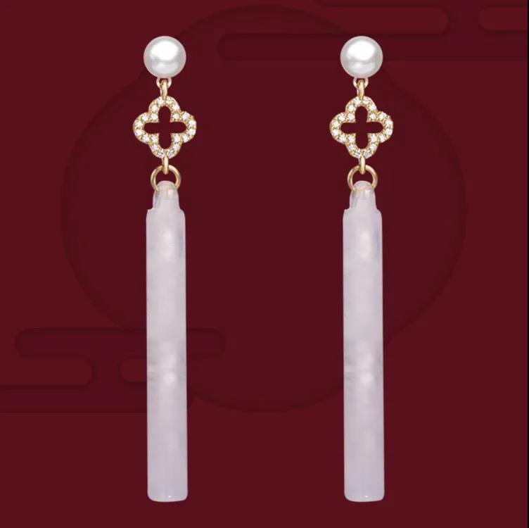 礼物适合上班族女生,适合送女生的饰品类礼物有哪些