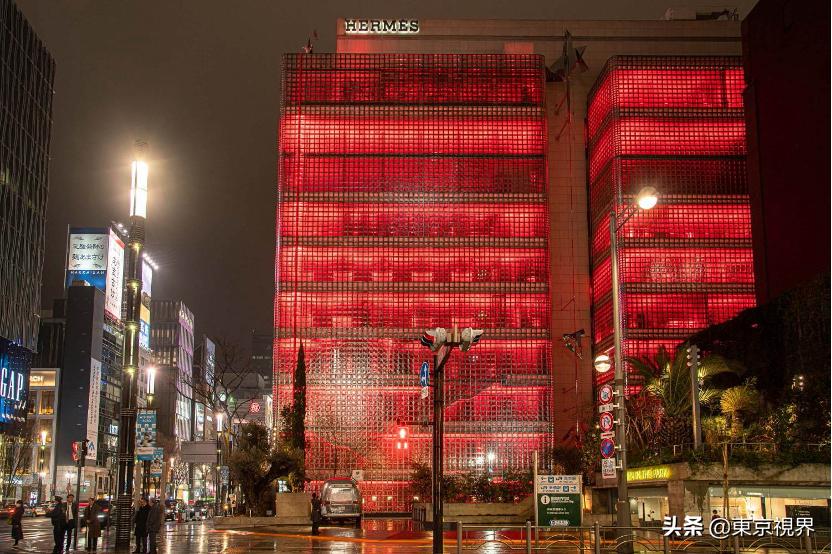 东京建筑物语：城市的美貌靠建筑来装点