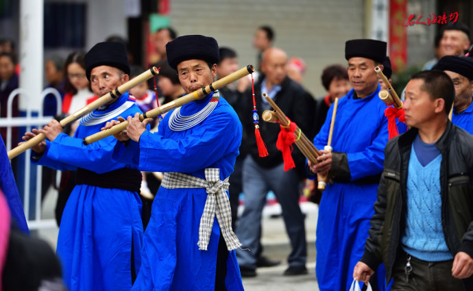台江苗族姊妹节巡游,台江苗族姊妹节苗族服装