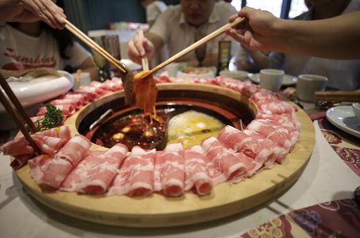 合肥莽子火锅朗峰,合肥包河区莽子火锅大戏院店