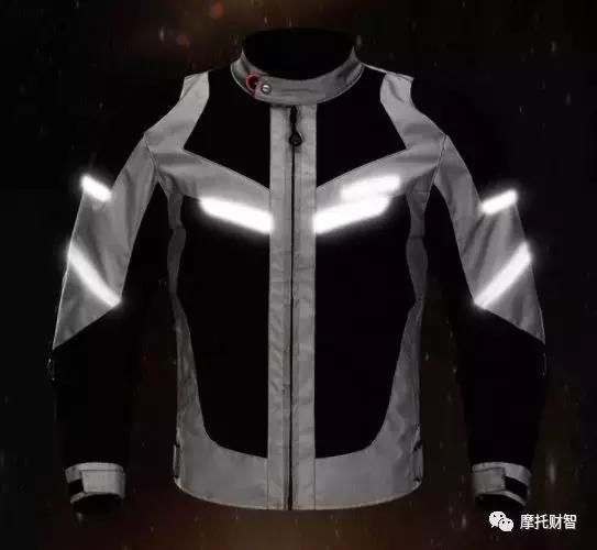 夏季骑行服选网眼的还是紧身的,夏季网眼骑行服推荐